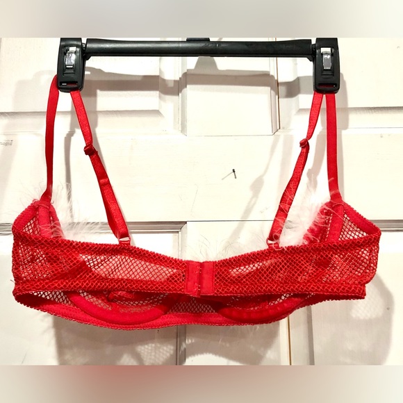 ♥️ LOVERS LANE red with white furry trim underwire bra size34 like new ex cond - Picture 6 of 11